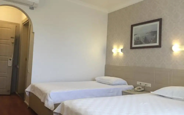Artan Hotel