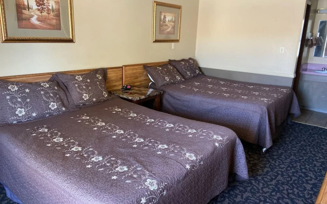 Blue Spruce Motel