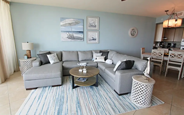 Caribe C-514 3 Bedroom Condo by RedAwning