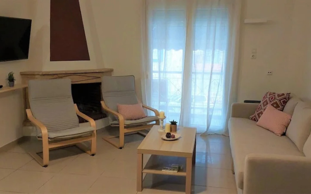 Tupil Cozy Home - Bright Seaview Retreat