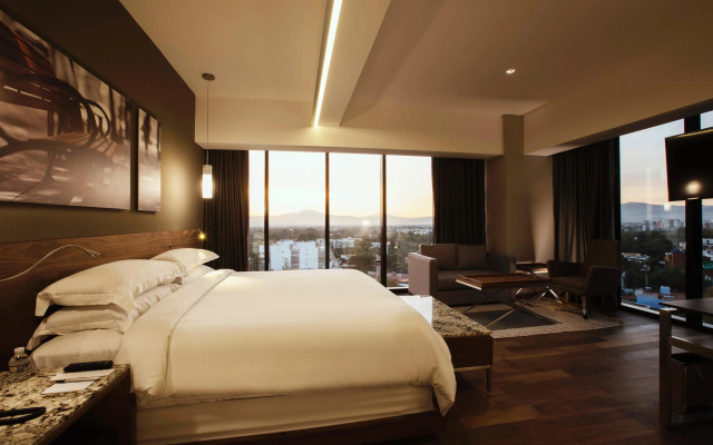 Krystal Grand Suites Insurgentes
