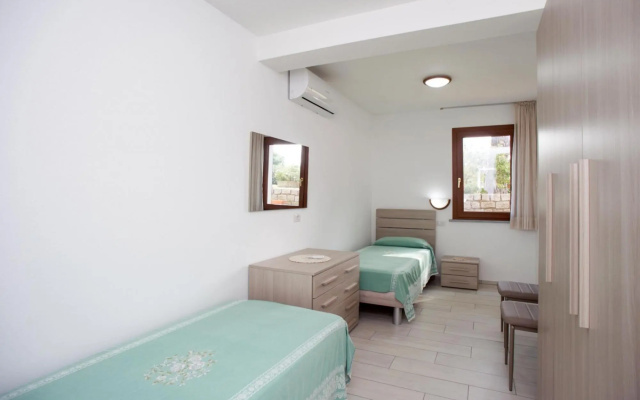Le Tartarughe Three-room apartment-TRILOCALE LE TARTARUGHE
