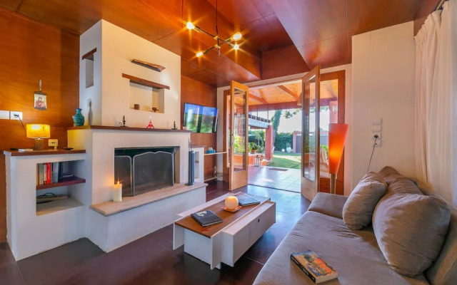 Villa Revita Kourouta Beach