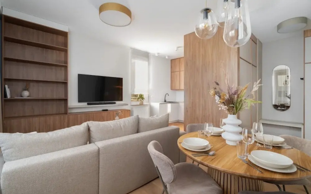 Beige Apartment Pozna? by Renters