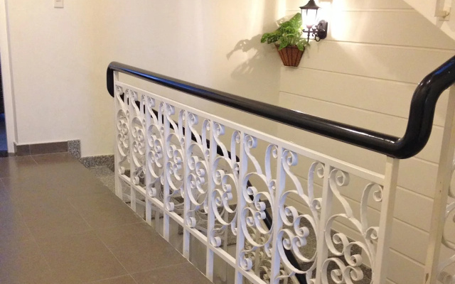 Tiffany Hotel Residence