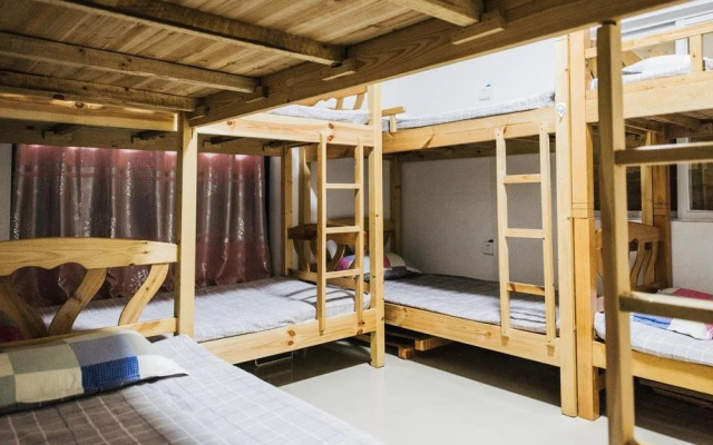 Guangzhou Feiwo Youth Hostel