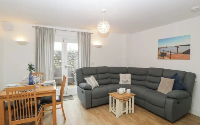 6 Malthouse Court