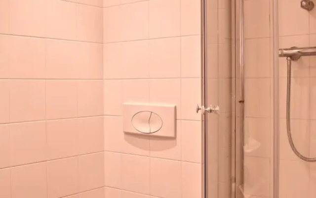 1 Bedroom Flat in Dublin With Balcony