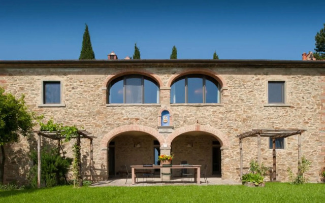 Sleeps: 12 (6 bedrooms, 6 bathrooms) 450 m2. Private garden and the pool (5x12 mts – 1,30mts depth),-VILLA LEOPOLDINA