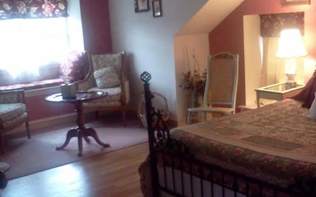 Living Spring Farm Bed and Breakfast