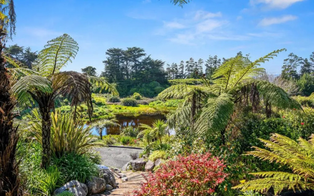 Upepo - The Garden Room - Cape Foulwind Studio