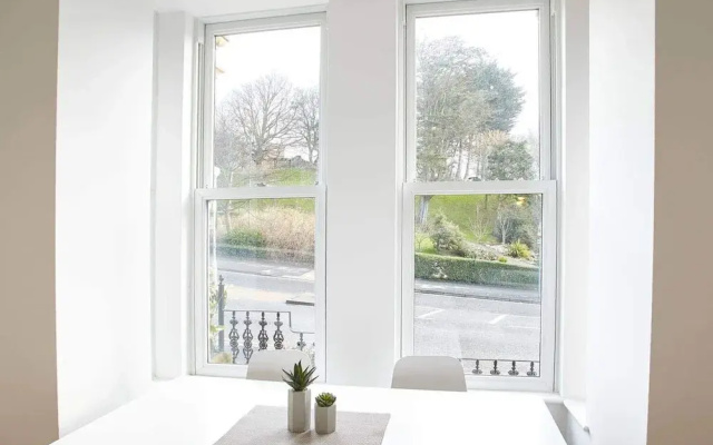 Host Stay Park View Apartment