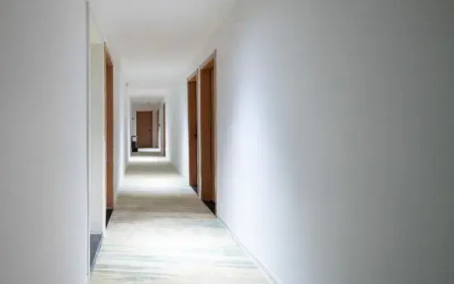 Riverside Meiqi Hotel (Chaozhou Ancient City Paifang Street Store)