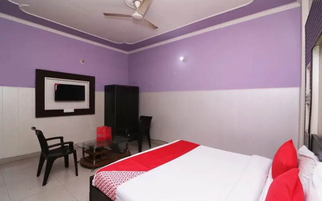 OYO Flagship 28169 Hotel Sagar