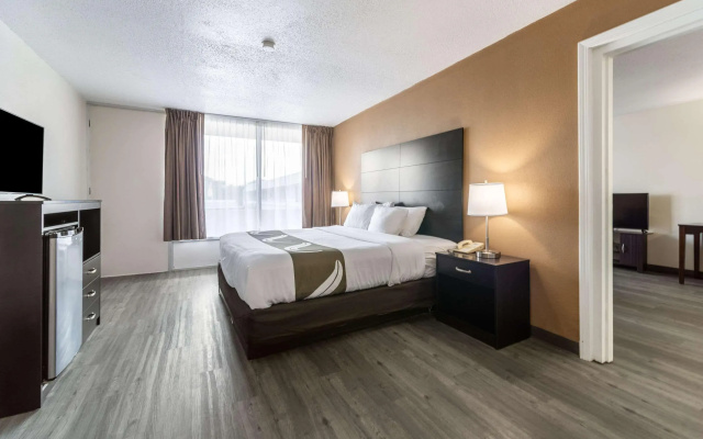 Quality Inn & Suites Vandalia near I-70 and Hwy 51