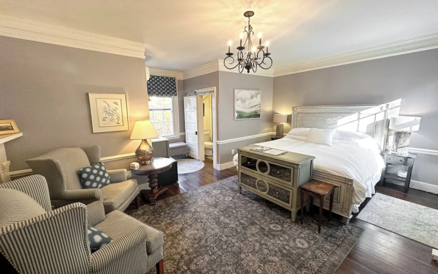 Dinsmore Boutique Inn