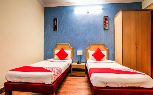 OYO 12237 Luxury Villas