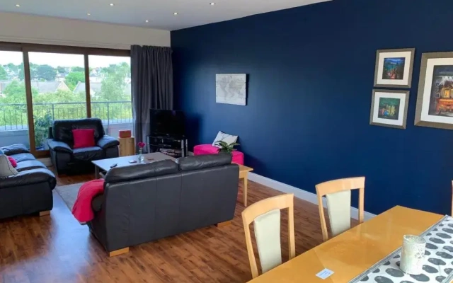 5 Bedroom Central Penthouse Apartment