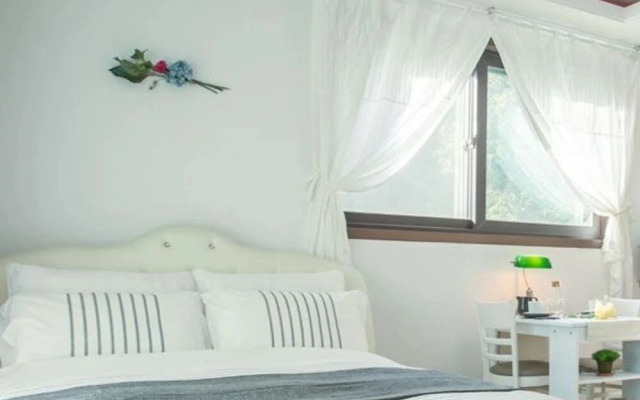 Yangpyeongwhite Tree Pension