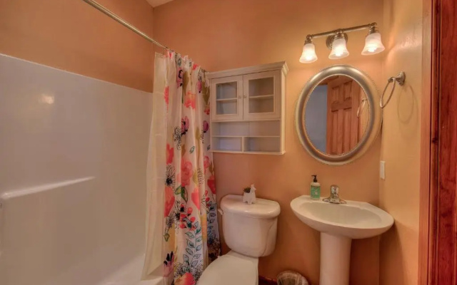 Cali Cochitta Vacation Rentals