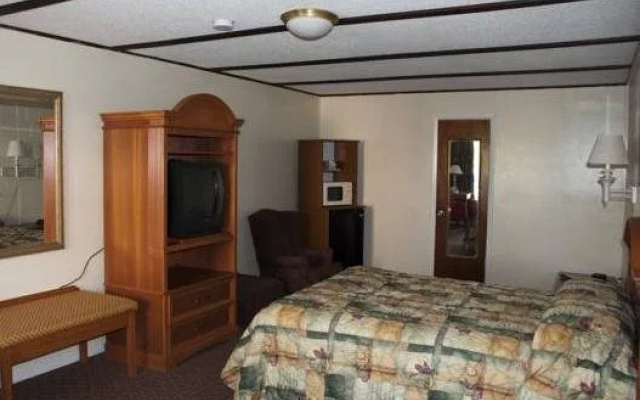 Tahitian Inn