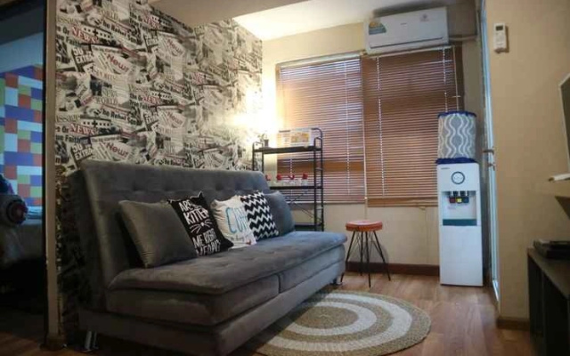 Jarrdin Apartment by Poermira