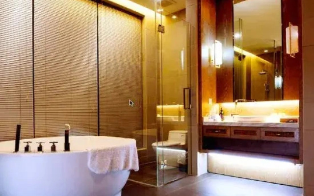 Best White Campsort Xilong Chagu Resort