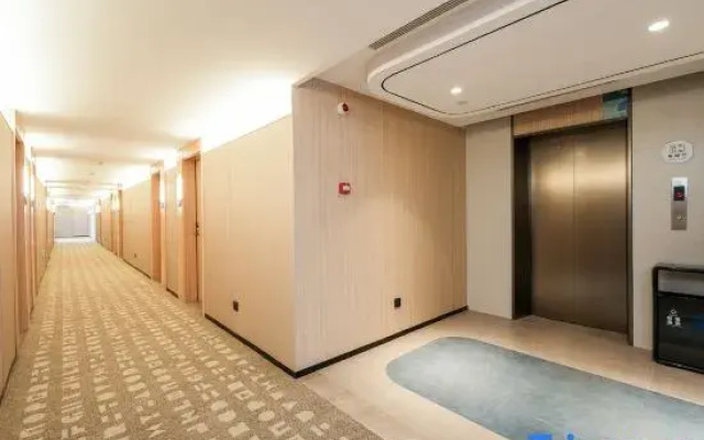 Homeinn · neo (Quanzhou Fengze Square Fengze Street)