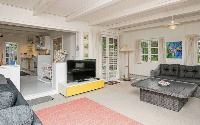6 Person Holiday Home in Rodby