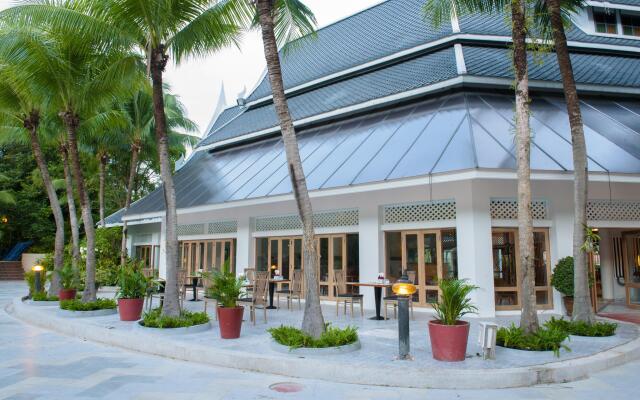 Отель Krabi Thai Village Resort вид на фасад