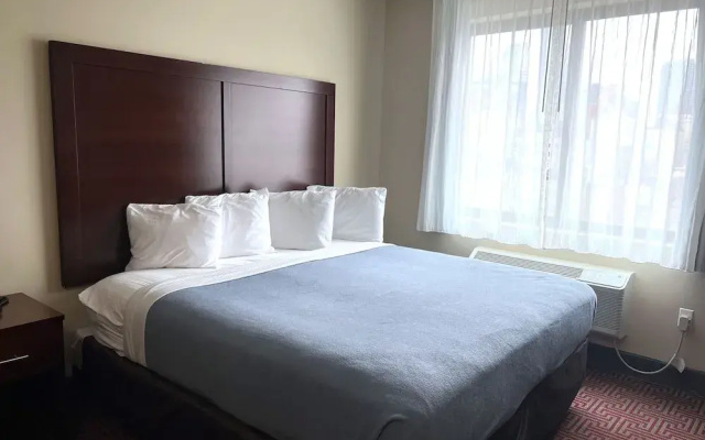 Lotus BLU Inn & Suites
