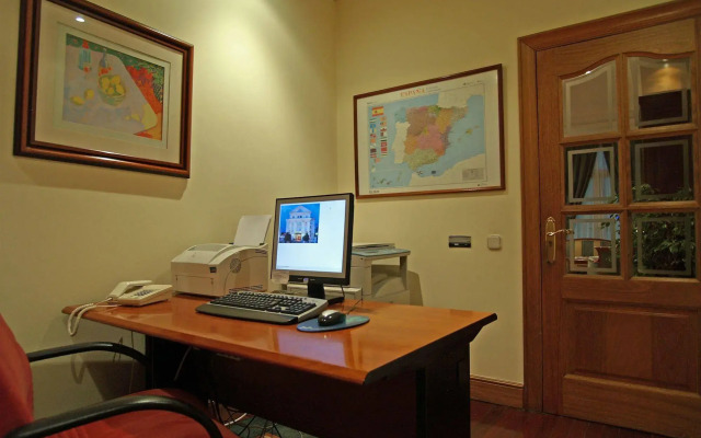 Hotel Hoyuela