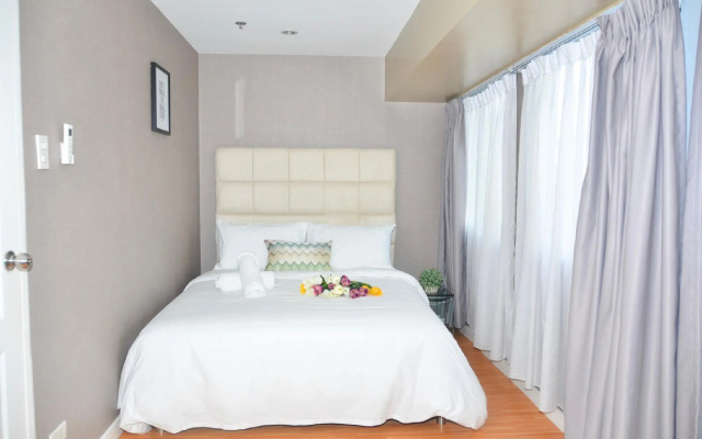 Oasis Regency@Fort Victoria