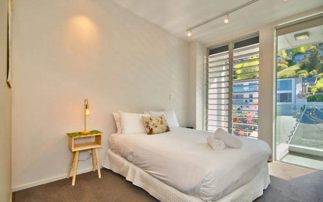 Modern Sanctuary at Kent Street