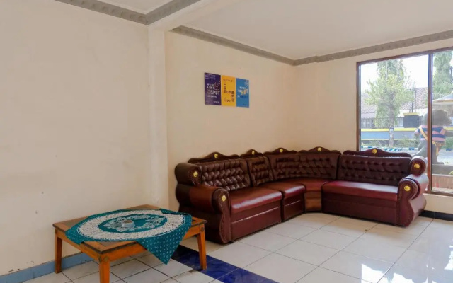 Hotel O Dewi