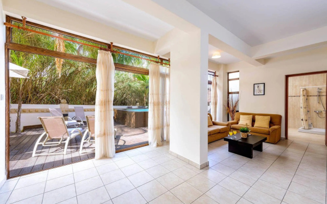 Villa Eden