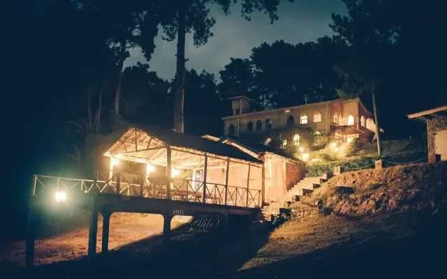 Le Chateau du Lac