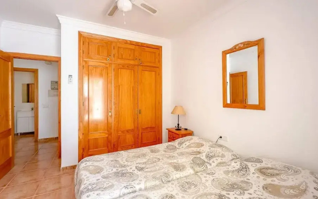 Cd-1941 Two Bedroom Apartment With Patio
