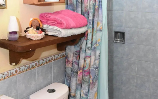 Room in B&B - Cancun Guest House 6