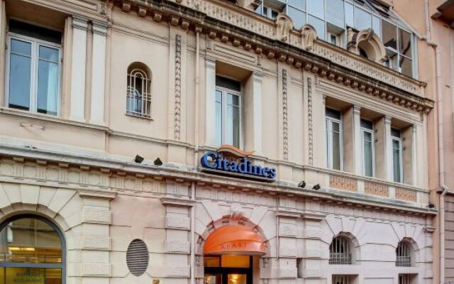 Отель Citadines Croisette Cannes Франция, Канны - 8 отзывов об отеле, цены и фото номеров - забронировать отель Citadines Croisette Cannes онлайн вид на фасад