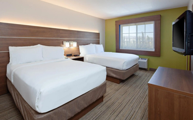 Holiday Inn Express Hotel & Suites San Diego-Escondido by IHG