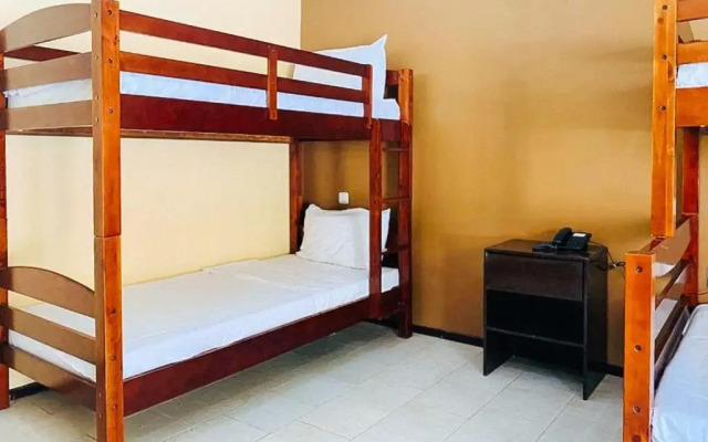 RedDoorz @ Carlton Martin Hotel Masbate City