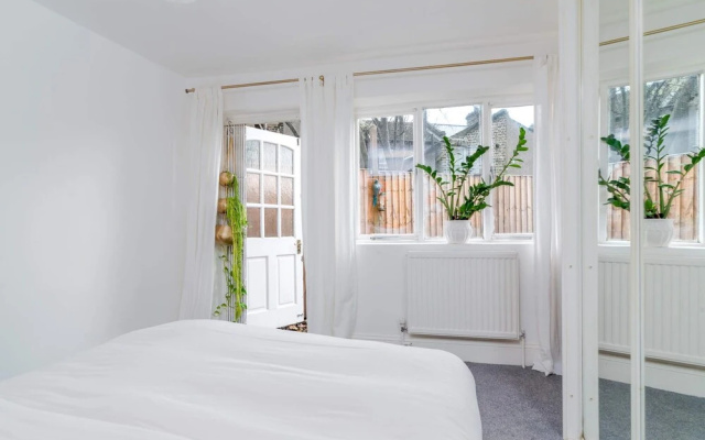 Bright Tranquil 1 Bed Flat in Peckham