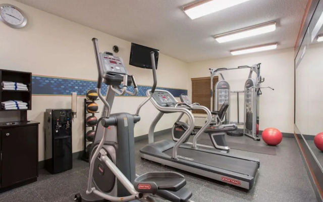 FairBridge Inn & Suites Thornton