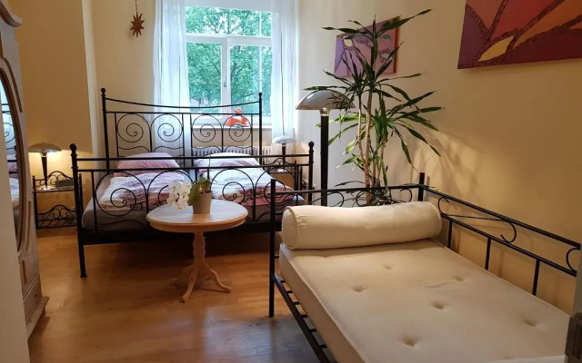 Tillyhome