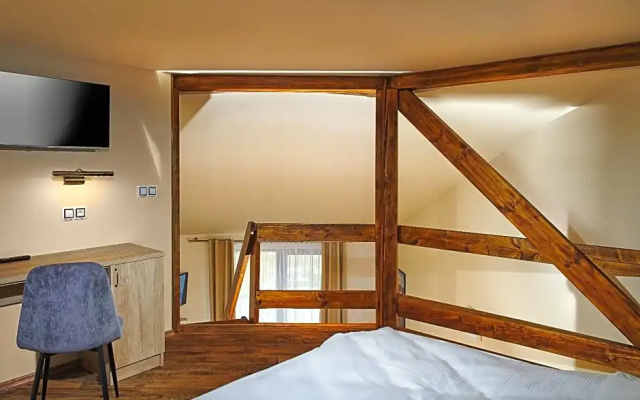 Hotel Dymník