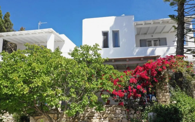 Kiki's Dream Refurbished Apartment With a Bacony and sea Views