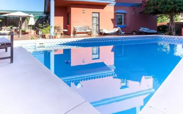 Casa Salteras