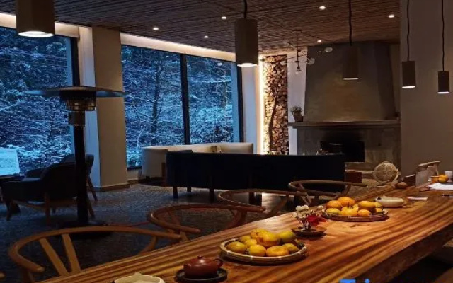 Bifengxia Yunshang Tingshui B&B
