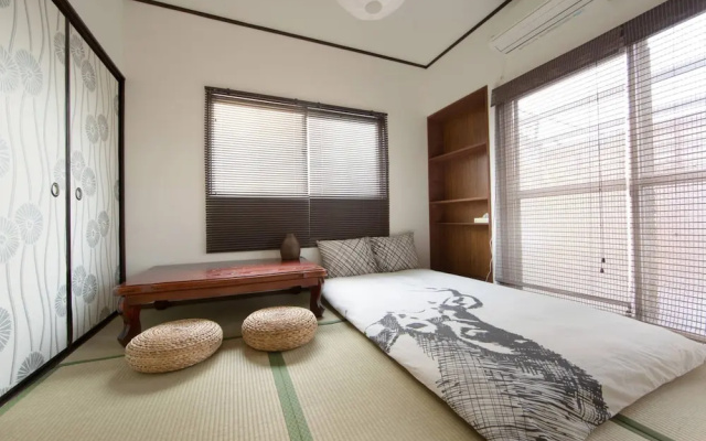 Osaka Zebrahouse Himejima